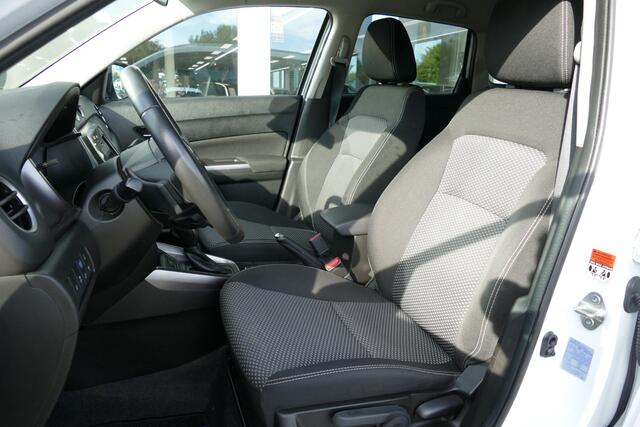 Suzuki VITARA 1.5 Hybrid Select AllGrip | Camera | Stoelverwarming | Climate control | rijklaarprijs