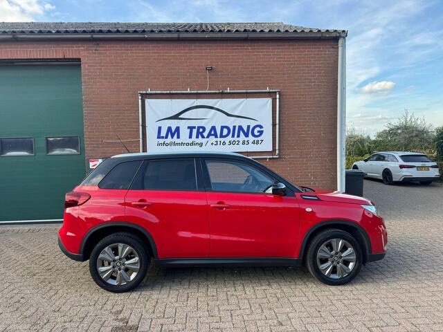 Suzuki VITARA 1.0 Boosterjet Select NAVI CAMERA STOELVERWARMING LMV CRUISE CLIMA BOEKJES + 2 SLEUTELS!