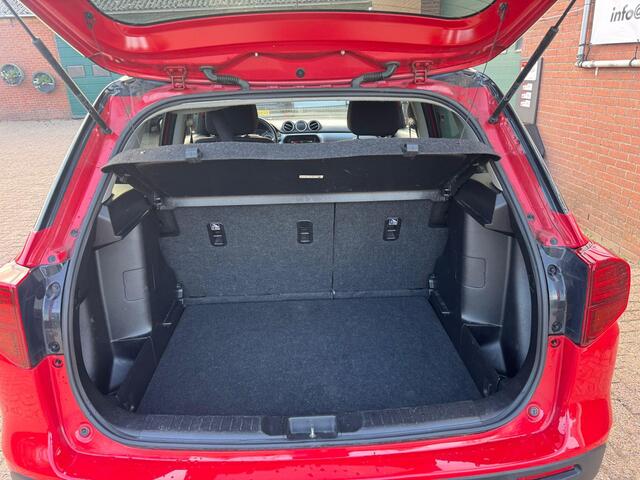 Suzuki VITARA 1.0 Boosterjet Select NAVI CAMERA STOELVERWARMING LMV CRUISE CLIMA BOEKJES + 2 SLEUTELS!