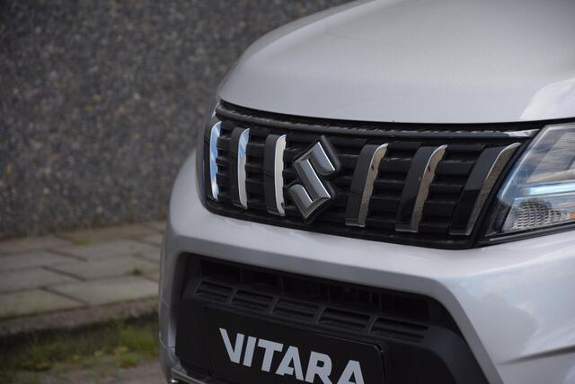Suzuki VITARA 1.4 Boosterjet Style Smart Hybrid | Fabrieksgarantie | Lederen bekleding | Parkeersensoren |