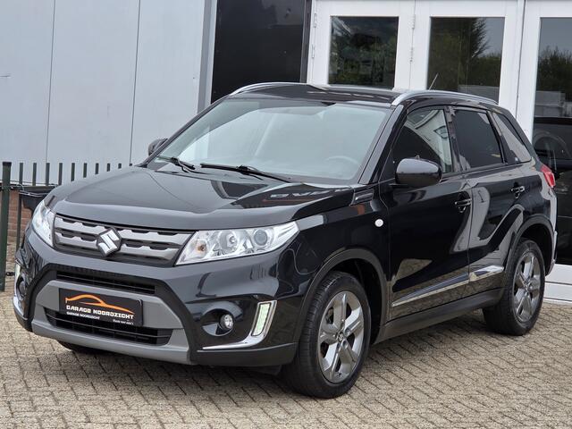 Suzuki VITARA 1.6 120pk Exclusive XENON|CRUISE CONTROL|ECC/AIRCO|BLUE TOOTH TELEFONIE|USB|STOELVERWARMING|TREKHAAK AFNEEMBAAR|17 INCH Maandag tot Vrijdag geopend van 09.00 uur tot 20.00 uur en Zaterdag van 09.00 tot 18.00 uur
