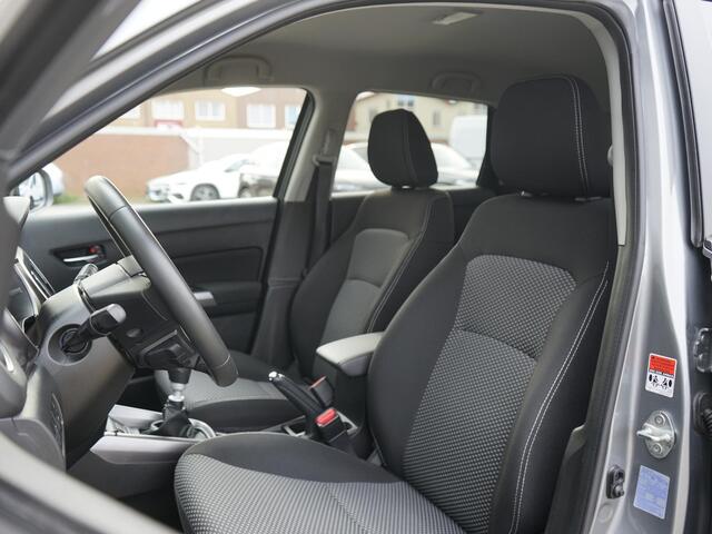 Suzuki VITARA 1.4 Boosterjet Comfort Smart Hybrid Dealeronderh. / Led / Smartphone Integratie / Camera / PDC / LM velgen