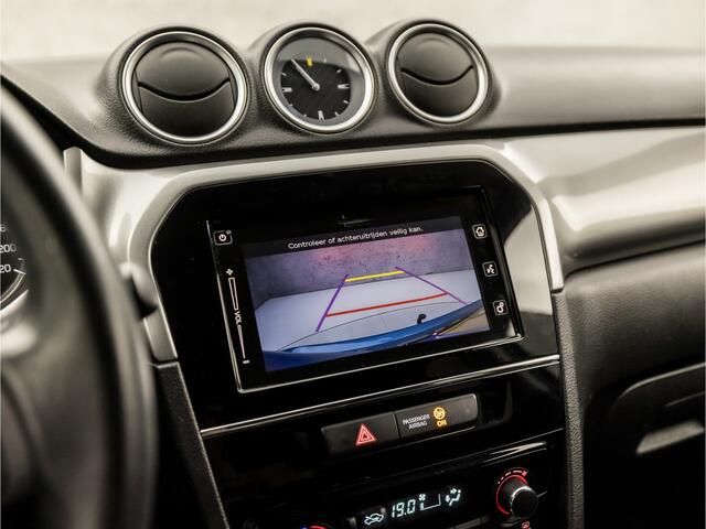 Suzuki VITARA 1.6 Exclusive Sport Automaat (APPLE CARPLAY, CLIMATE, CAMERA, STOELVERWARMING, SPORTSTOELEN, LM VELGEN, TREKHAAK, CRUISE, NIEUWSTAAT)