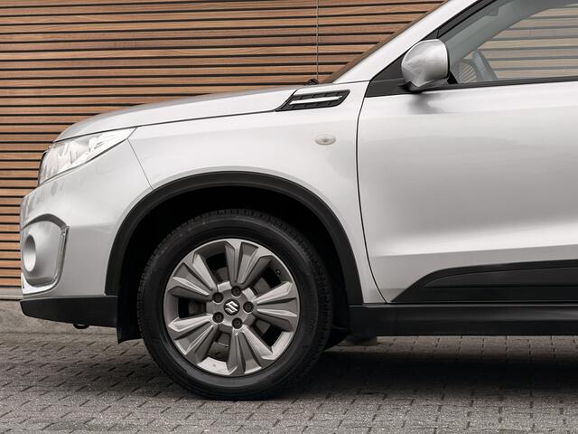 Suzuki VITARA 1.0 Boosterjet Select Navi / Afn. Trekhaak / Clima / Stoelverwarming / Dealer onderhouden