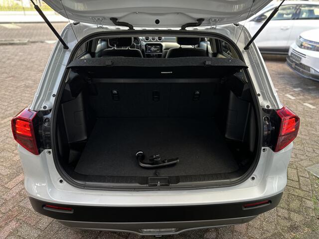 Suzuki VITARA 1.0 Boosterjet Select Trekhaak/Stoelverwarming/Navi/Camera.