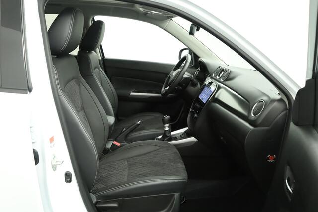 Suzuki VITARA 1.4 Boosterjet Style Smart Hybrid | Climate control | Cruise control adaptive | Navigatie | Apple carplay, Android auto | Panoramadak | Stoelverwarming | Camera |