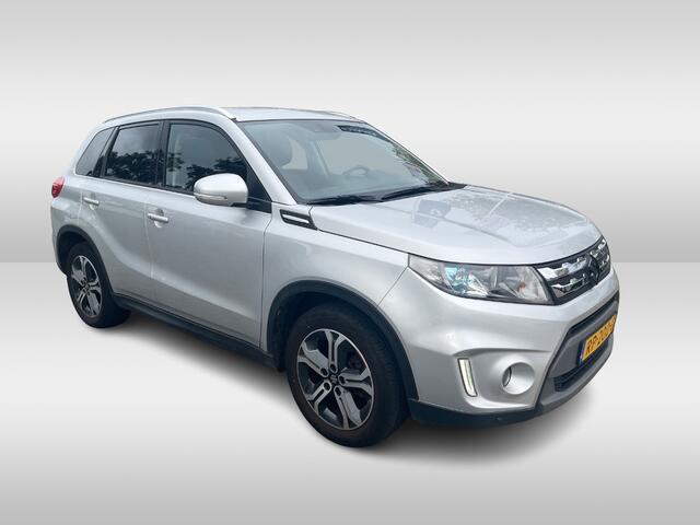 Suzuki VITARA 1.6 High Executive / Panorama dak / Alcantara / Navigatie / Cruise Control