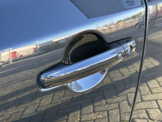 Suzuki VITARA 1.4 Boosterjet Style Smart Hybrid Clima/Carplay/Navi