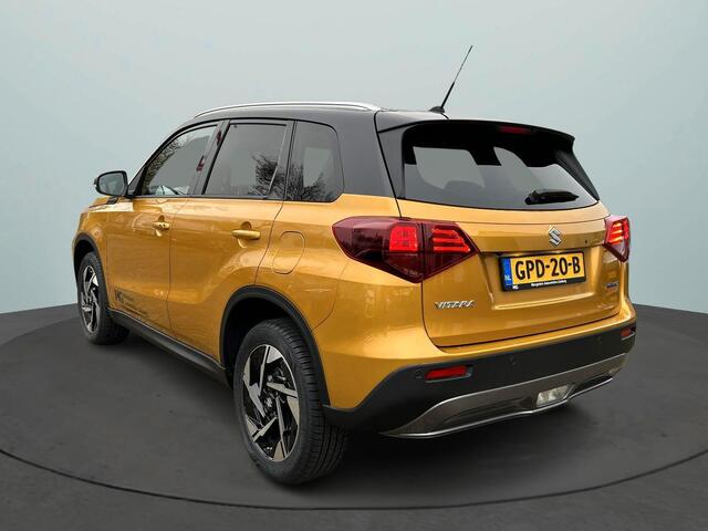 Suzuki VITARA 1.5 Hybrid Style | Rijklaar | Panoramadak | Navigatie | Climate Control | Cruise Control Adaptief