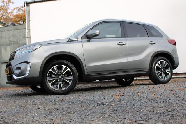 Suzuki VITARA 1.4 Boosterjet Style Smart Hybrid ,Panoramadak, Navi, Applecarplay/Androidauto, STIJL uitvoering!