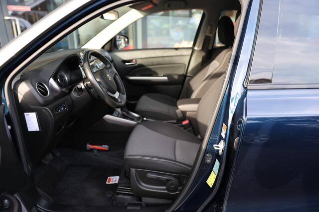 Suzuki VITARA 1.5 HYBRID SELECT RHINO EDITION A/T 5 SITZ