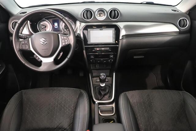 Suzuki VITARA 1.4 Boosterjet Stijl | Camera | Panoramadak | Adaptieve cruise control | Stoelverwarming | Smartphone intergratie | Climate control |