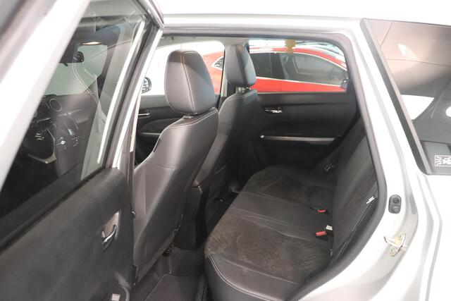 Suzuki VITARA 1.4 Boosterjet Stijl | Camera | Panoramadak | Adaptieve cruise control | Stoelverwarming | Smartphone intergratie | Climate control |