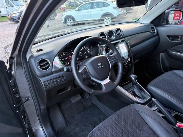 Suzuki VITARA 1.5 Hybrid Style | Navi | Pano | Camera | 33.864 km Dealeronderhouden