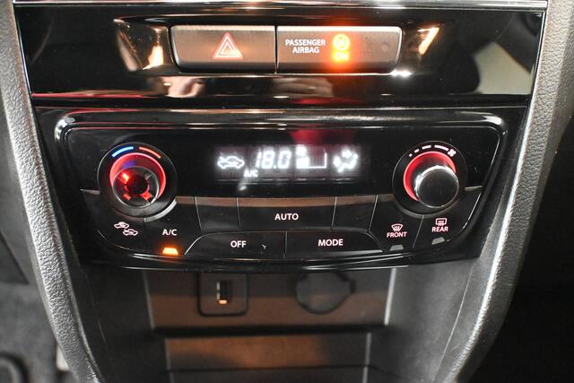 Suzuki VITARA 1.6 Exclusive Clima Navigatie Trekhaak Goed Onderhouden! Inruil Mogelijk!