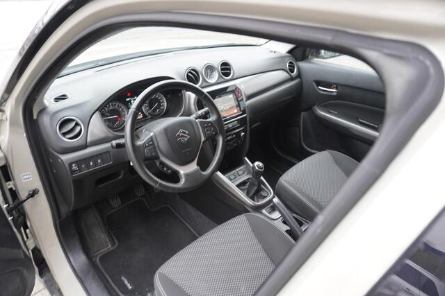 Suzuki VITARA 1.0 Boosterjet Select | Spoiler | Stootlijsten | Achteruitrijcamera |