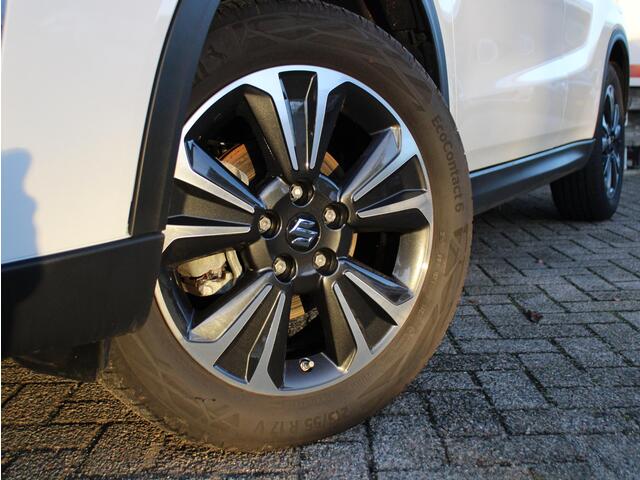 Suzuki VITARA 1.4 Boosterjet Style Smart Hybrid Achteruitrijcamera, Cruise Control Adaptief, Stoelverwarming, Navigatie, Apple Carplay/Android Auto