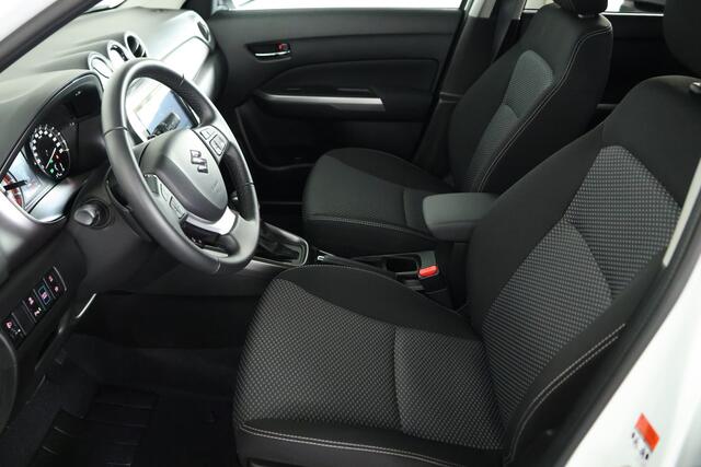 Suzuki VITARA 1.5 Hybrid Style / LED / ACC / Navi / CarPlay / Cam / Keyless