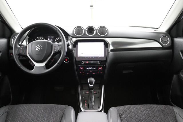 Suzuki VITARA 1.5 Hybrid Style Automaat | Schuif- Kanteldak | Automaat | Navigatie | Keyless Entry | Dodehoek Detectie | Alcantara Bekleding |