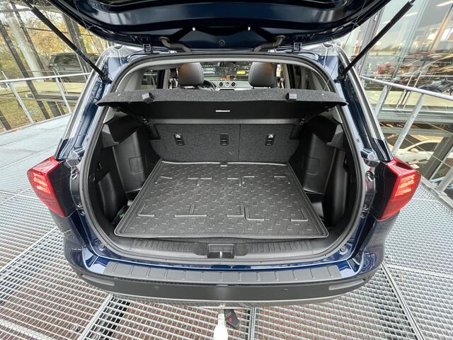 Suzuki VITARA 1.5 Hybrid Style | Schuifkanteldak | Navigatie | Trekhaak |