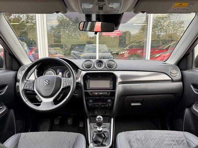 Suzuki VITARA Style * Glasdak * Stoelverwarming * Rijklaar *