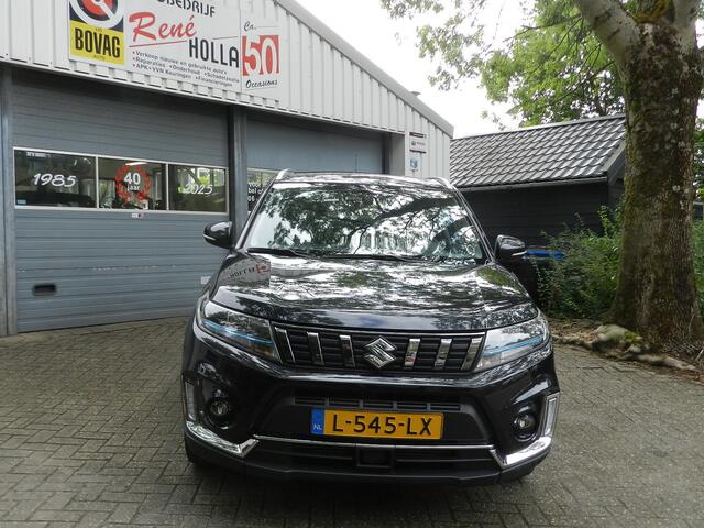 Suzuki VITARA 1.4 Boosterjet Style Smart Hybrid Carplay Camera Climate en Cruise contr leer Alcantara Parelmoer lak Automaat