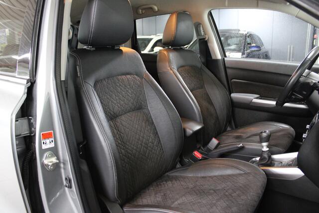 Suzuki VITARA 1.4 Boosterjet Style Smart Hybrid / TREKHAAK AFNEEMBAAR / CAMERA / NAVI / KEYLESS /