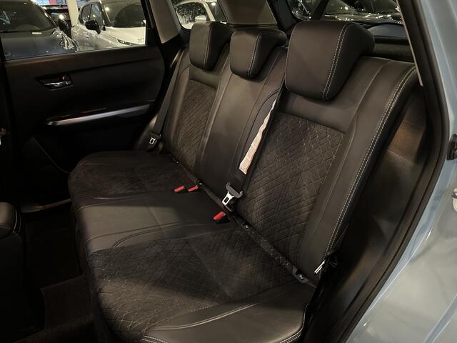 Suzuki VITARA 1.4 B.jet Style Automaat [ 1500 KG TREKGEWICHT | TOT 10 JAR GARA