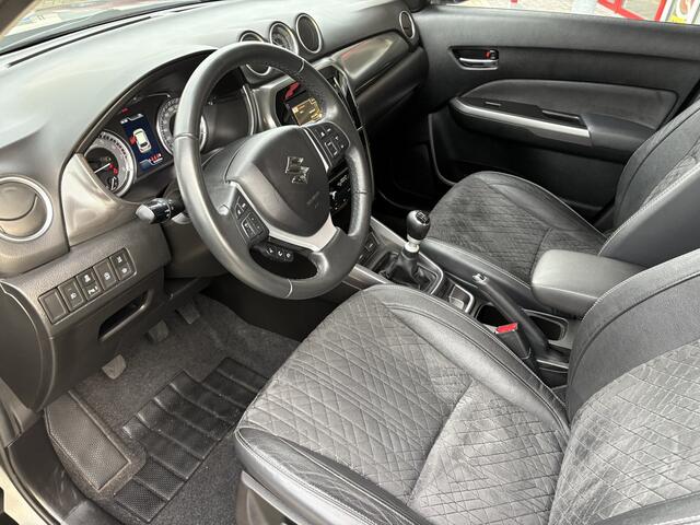 Suzuki VITARA 1.4 Boosterjet Style Smart Hybrid | Navigatie | Camera | Stoelverwarming | Bluetooth | Keyless | Climate Control | Cruise Control | LED |