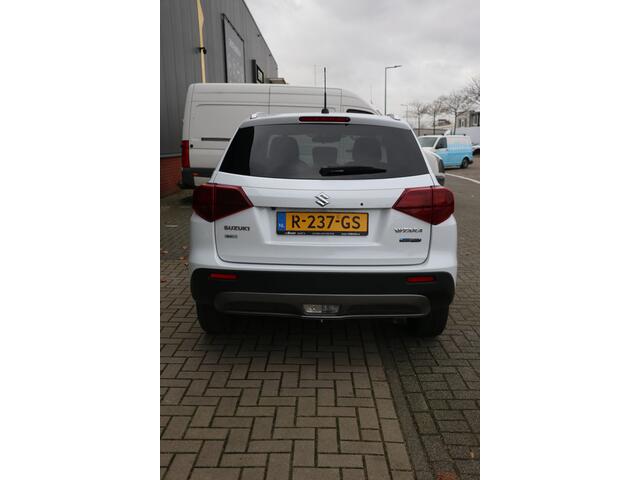 Suzuki VITARA 1.5 Hybrid Select Automaat | camera | side assist | stoelverwarming