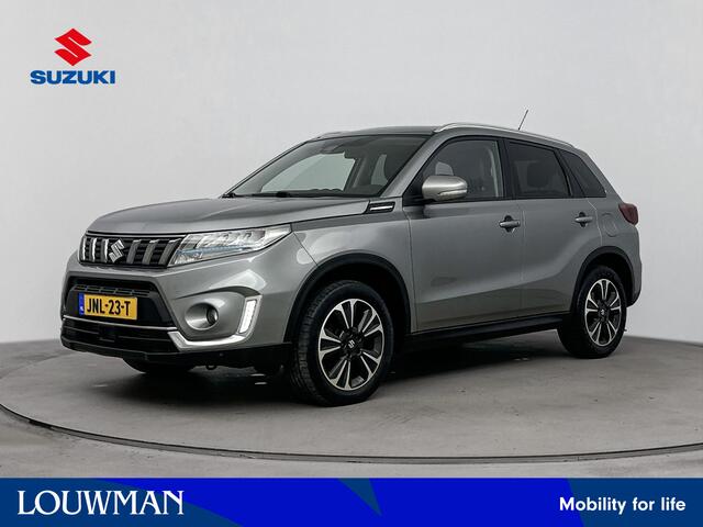 Suzuki VITARA 1.4 Boosterjet Style Smart Hybrid Panoramadak! | Metaallak | Stoelverwarming | Parkeersensoren | LM-Velgen | Donker Getinte Achterruiten |