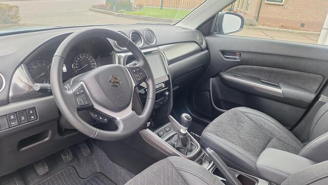 Suzuki VITARA 1.4 Boosterjet Style Smart Hybrid RIJKLAAR PRIJS
