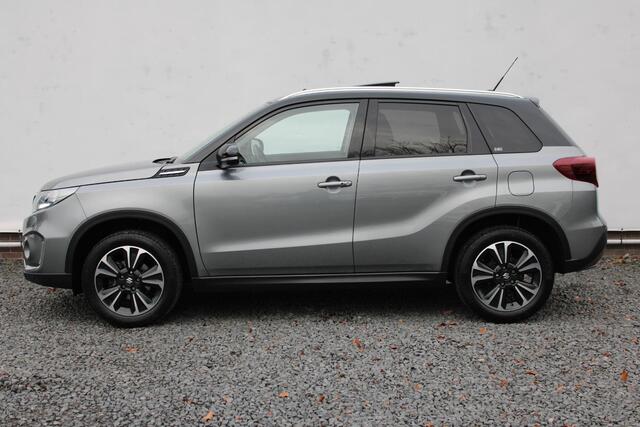 Suzuki VITARA 1.5 Hybrid Style Automaat, Panoramadak, Carplay, Stijl uitvoering!