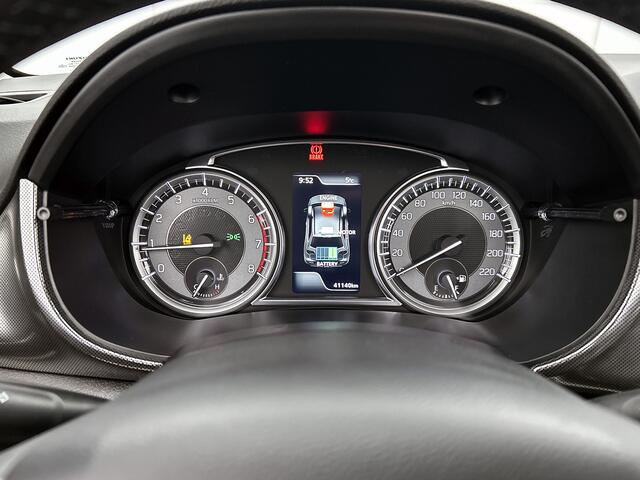 Suzuki VITARA 1.4 Boosterjet Style Smart Hybrid | Apple Carplay / Android Auto (Navigatie) | Schuif / Kantel dak | Parkeersensoren rondom | Lederen bekleding | Keyless Entry |