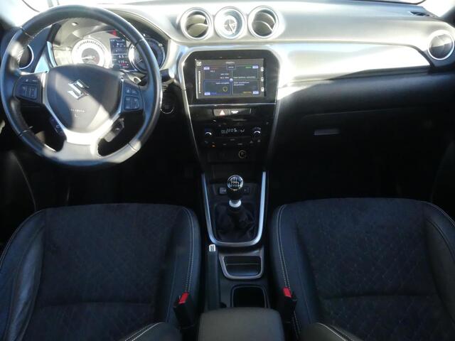 Suzuki VITARA 1.4 Boosterjet Style Smart Hybrid TREKHAAK Dealer O.H. Pano Dak, Camera, Apple Carpl/Andr Auto