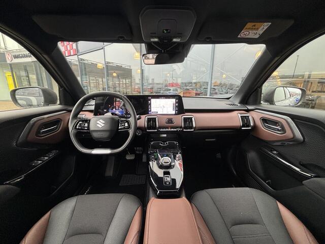 Suzuki VITARA e Style 61 kWh | V.A. ¤ 31.995,- | 426 KM Bereik | Tot 10 jaar garantie