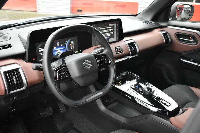 Suzuki VITARA e Style 61 kWh | Cruise Control | Climate control | Naviagtie full map | Stuur/Stoel verwarming |