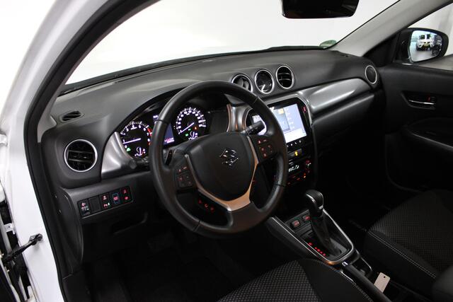 Suzuki VITARA 1.5 Hybrid Select Automaat / Camera / Led verlichting / Navigatie / Adaptive cruise control /