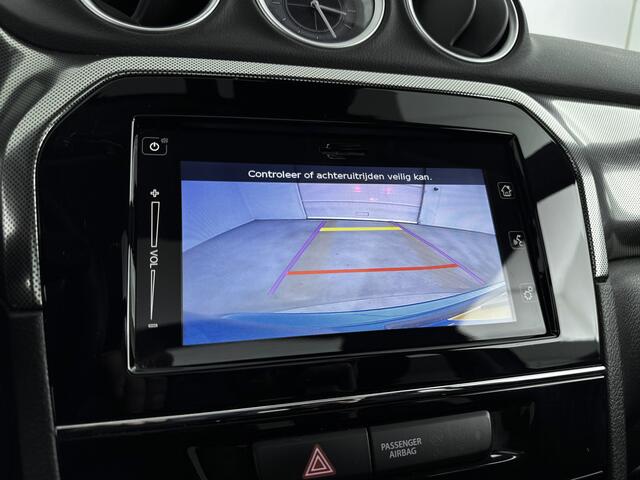 Suzuki VITARA 1.4 Boosterjet Style Smart Hybrid | Parkeercamera | Parkeersensoren | Halflederen Bekleding | Navi | Sunroof | NL-Auto | Dealeronderhouden | 1E Eig |
