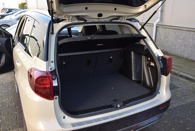 Suzuki VITARA 1.4 Boosterjet Smart Hybrid Style | DEMO-deal! | Two Tone Ivory | 10 jaar garantie!! |