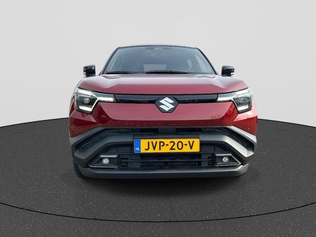 Suzuki VITARA e Style 61 kWh RIJKLAAR | Demo | 360 Camera | Navigatie | Diverse accessoires