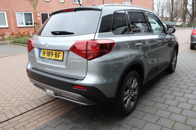 Suzuki VITARA 1.4 Boosterjet Select Navigatie, Camera achter.
