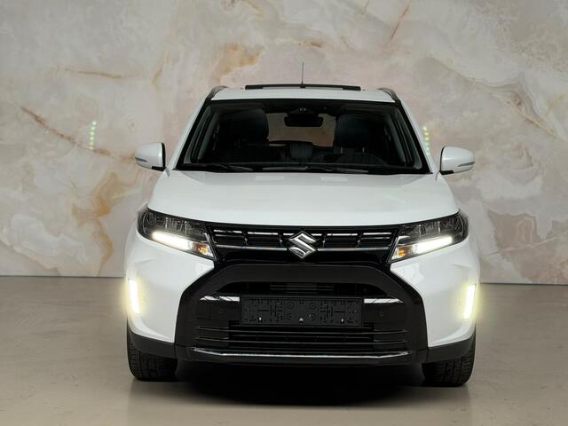 Suzuki VITARA 1.4 Boosterjet Style Smart Hybrid / Pano / Camera
