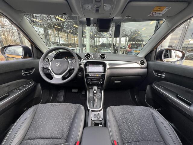 Suzuki VITARA 1.5 Hybrid AllGrip Style | Trekhaak | Schuifkanteldak | Navigatie | Adaptieve Cruise Control