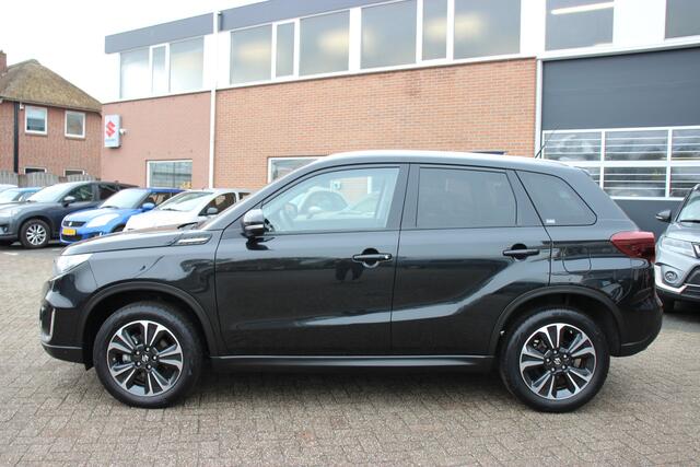 Suzuki VITARA 1.4 Boosterjet Style Hybrid | Schuif-/kanteldak | Adapt. cruise | Clima | PDC |