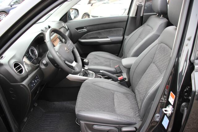 Suzuki VITARA 1.4 Boosterjet Style Hybrid | Schuif-/kanteldak | Adapt. cruise | Clima | PDC |