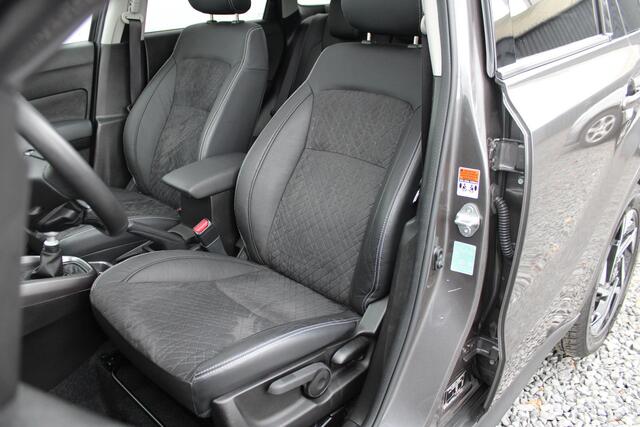 Suzuki VITARA 1.4 Boosterjet Style Smart Hybrid Panoramadak, Stijl Uitvoering!