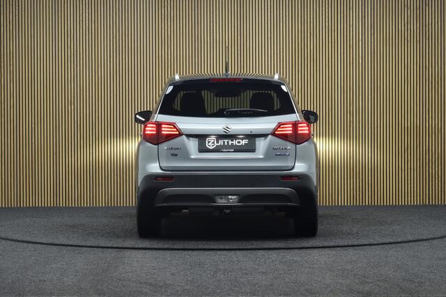 Suzuki VITARA 1.4 Boosterjet Style Smart Hybrid | Adaptive-cruise | Afneembare Trekhaak | Camera | Clima | Navigatie | Parkeersensoren | Stoelverwarming | Keyless | Dodehoekdetectie