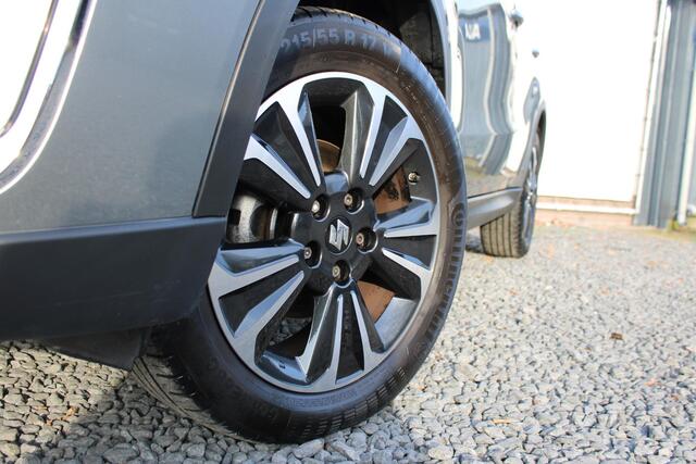 Suzuki VITARA 1.4 Boosterjet Style Smart Hybrid Trekhaak, Navi, Stijl Uitvoering!