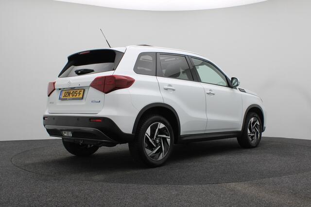 Suzuki VITARA 1.4 Boosterjet Style Smart Hybrid | Panoramadak | | Keyless | Stoelverwarming